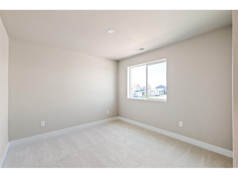 Spacious, unfurnished interior of a new home in Granary, Johnstown (Image 19).