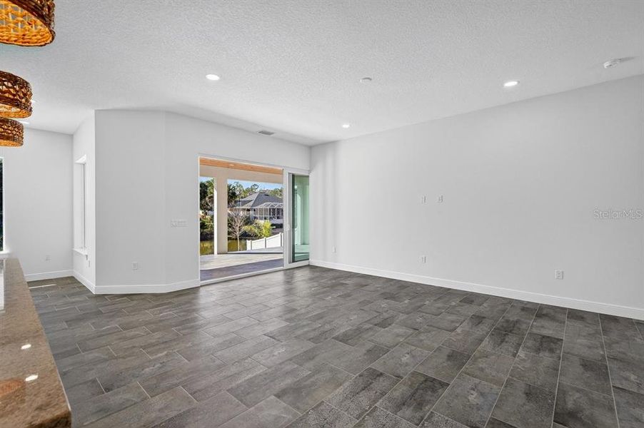 Spacious, unfurnished interior of a new home in , Palm Coast (Image 49).