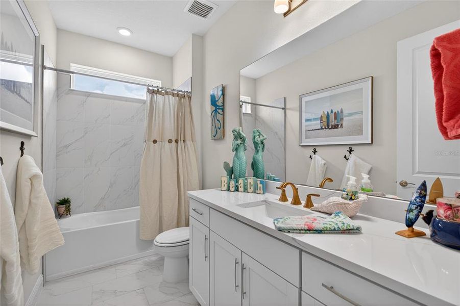 Furnished interior view inside a new home in Seaire, Parrish (Image 53).