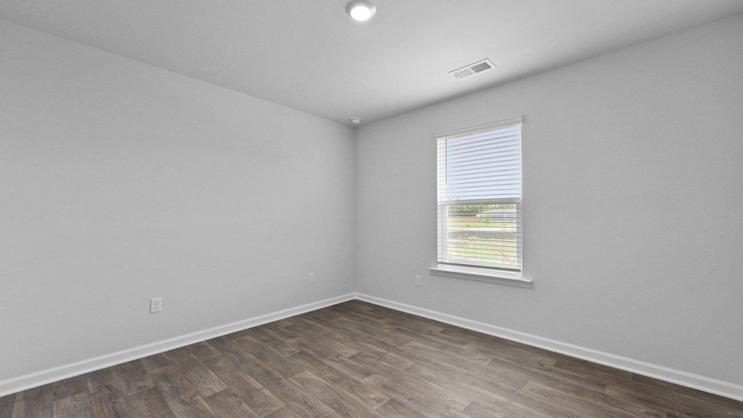 Spacious, unfurnished interior of a new home in Center Pointe, Santee (Image 19).