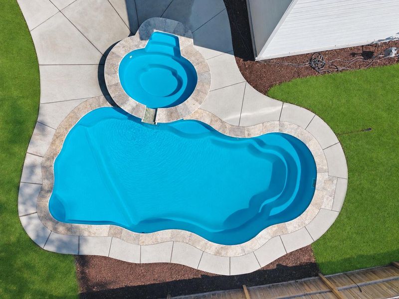 Community amenities in , James Island (Image 50).