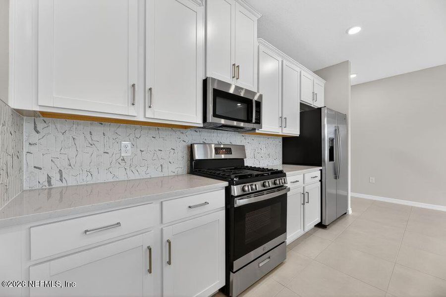 Furnished interior view inside a new home in Cherry Elm at SilverLeaf, St. Augustine (Image 8).