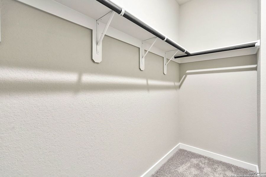 Spacious, unfurnished interior of a new home in Fairway Crossing 40s, San Antonio (Image 23). Spacious, unfurnished interior of a new home in Fairway Crossing 40s, San Antonio (Image 23).