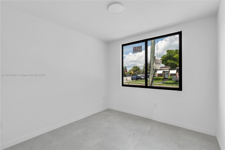 Spacious, unfurnished interior of a new home in , Miami (Image 13).