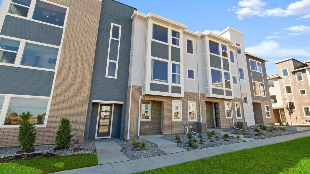 Condo located in Broomfield, CO showcasing its design and architecture (Image 4). Condo located in Broomfield, CO showcasing its design and architecture (Image 4).