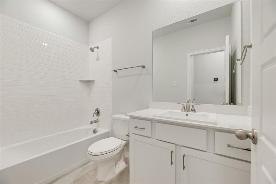 Furnished interior view inside a new home in Sutton Fields, Celina (Image 6).