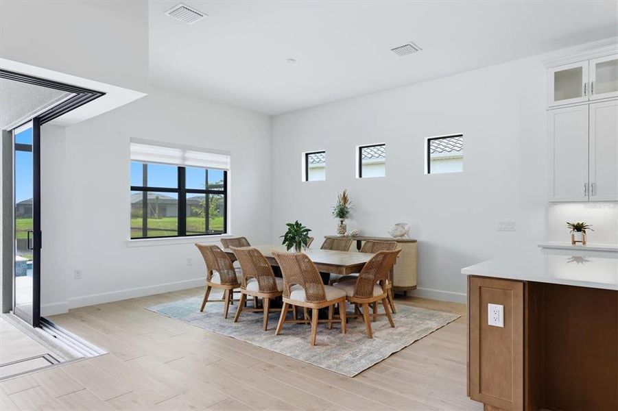 Furnished interior view inside a new home in Del Webb Catalina, Lakewood Ranch (Image 7).