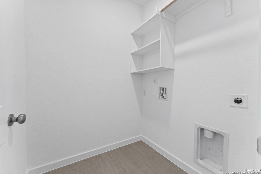 Spacious, unfurnished interior of a new home in Hightop Ridge, Converse (Image 15).