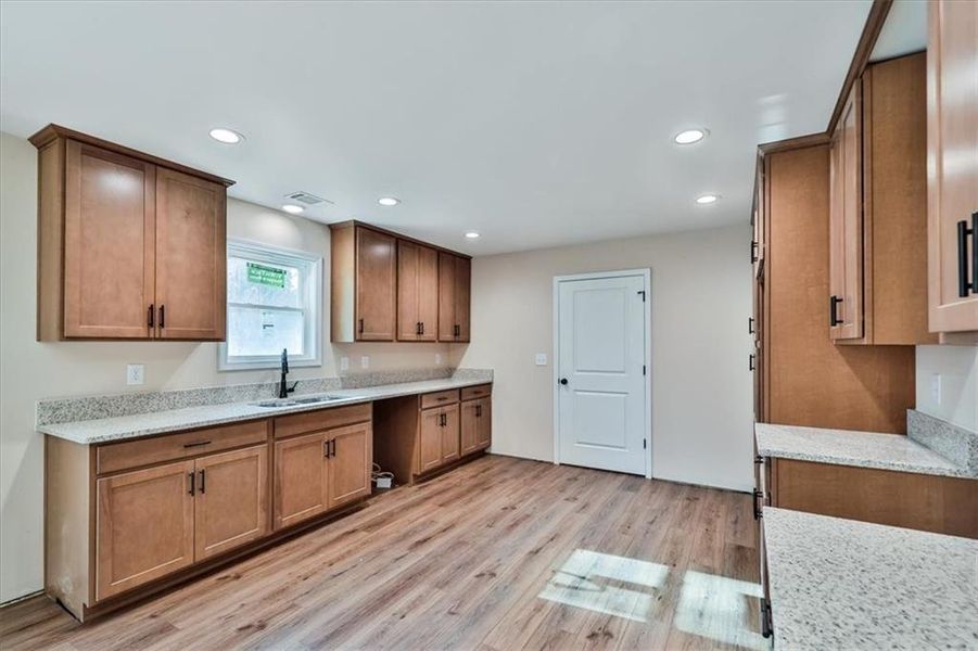 Furnished interior view inside a new home in , Rockmart (Image 8).