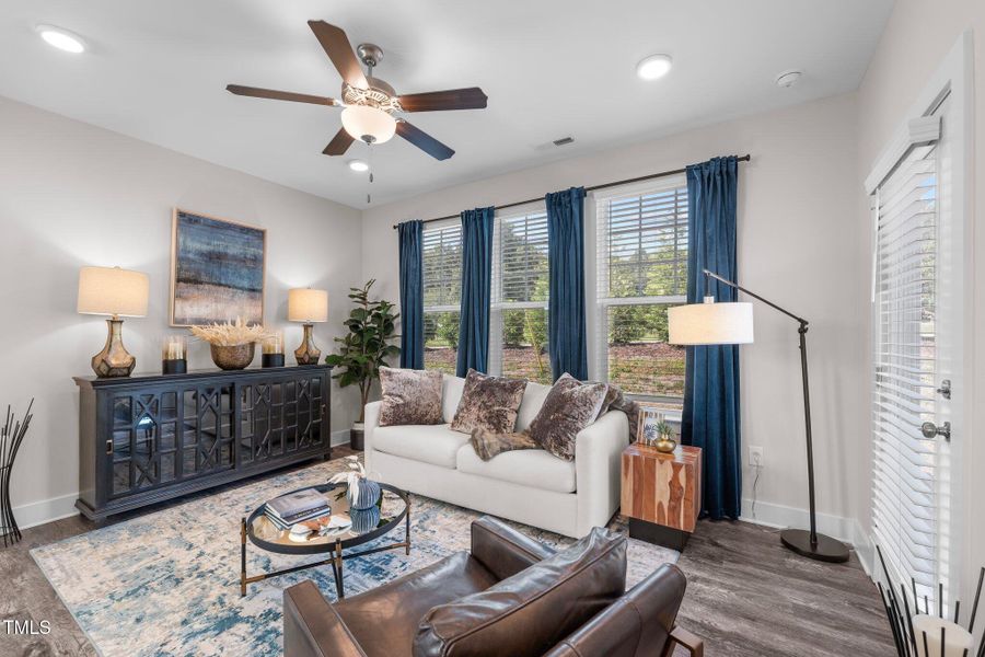 16-web-or-mls-_1075802 16-web-or-mls-_1075802