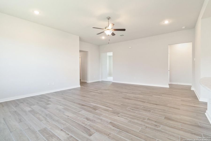 Spacious, unfurnished interior of a new home in Bonita Vista, Pleasanton (Image 22). Spacious, unfurnished interior of a new home in Bonita Vista, Pleasanton (Image 22).