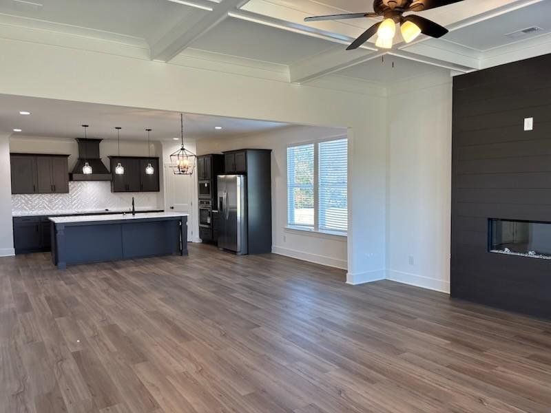 Spacious, unfurnished interior of a new home in Magnolia Ridge, Monroe (Image 12).