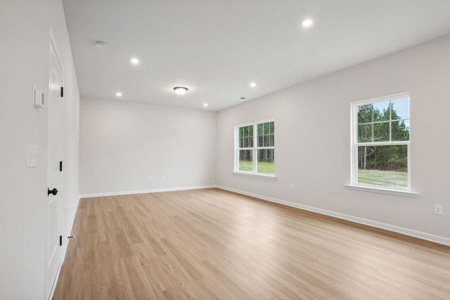 Spacious, unfurnished interior of a new home in North Haven, Rome (Image 12). Spacious, unfurnished interior of a new home in North Haven, Rome (Image 12).