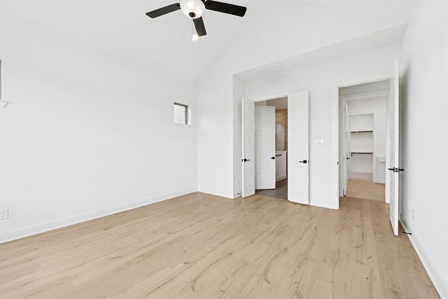 Spacious, unfurnished interior of a new home in South Pointe Cottage Series, Mansfield (Image 22). Spacious, unfurnished interior of a new home in South Pointe Cottage Series, Mansfield (Image 22).