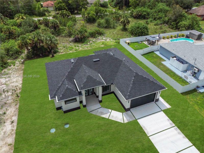 Image 29 of a home in .