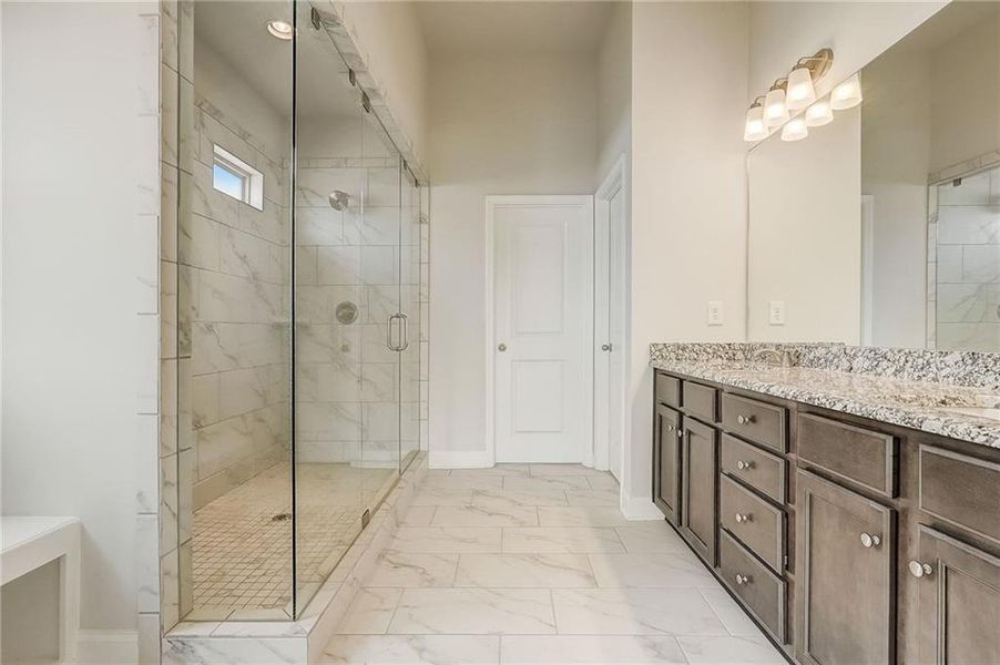 Furnished interior view inside a new home in Summerlin, Winder (Image 10).