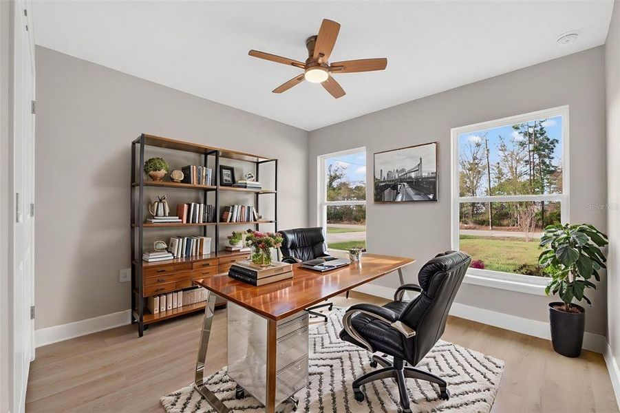 Furnished interior view inside a new home in , Orlando (Image 39).