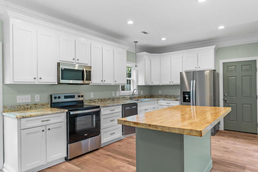 Furnished interior view inside a new home in , Orangeburg (Image 5).