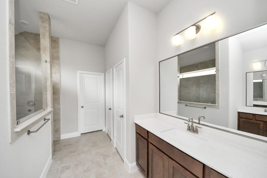 Furnished interior view inside a new home in Bridgeland: Heritage Collection, Cypress (Image 5). Furnished interior view inside a new home in Bridgeland: Heritage Collection, Cypress (Image 5).