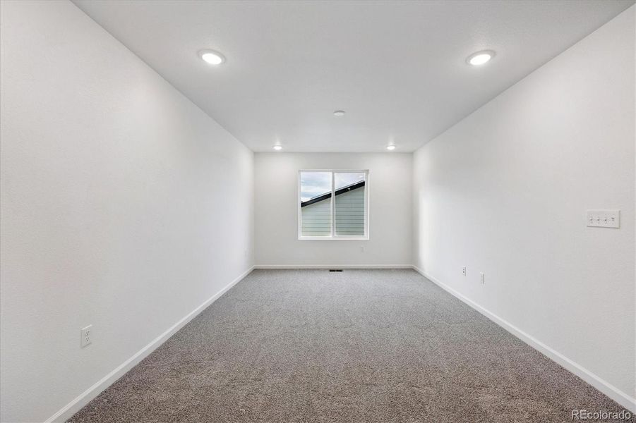 Spacious, unfurnished interior of a new home in Fossil Creek, Windsor (Image 14).