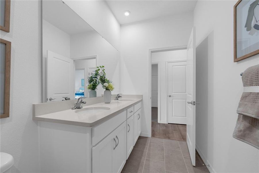 Furnished interior view inside a new home in Covered Bridge at Liberty Bluff, Haines City (Image 20).
