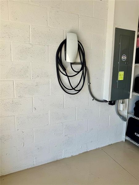 Close-up of interior finishes inside a home in , Bradenton (Image 21).