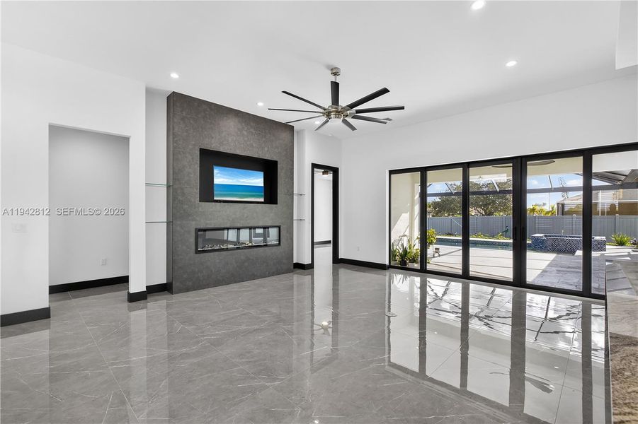 Spacious, unfurnished interior of a new home in , Cape Coral (Image 25). Spacious, unfurnished interior of a new home in , Cape Coral (Image 25).