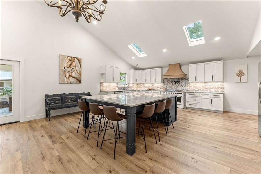 Furnished interior view inside a new home in , Jefferson (Image 46).