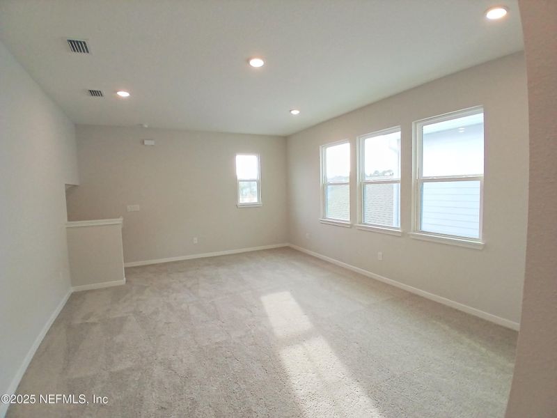 Spacious, unfurnished interior of a new home in The Preserve at Concourse Crossing, Fernandina Beach (Image 19).