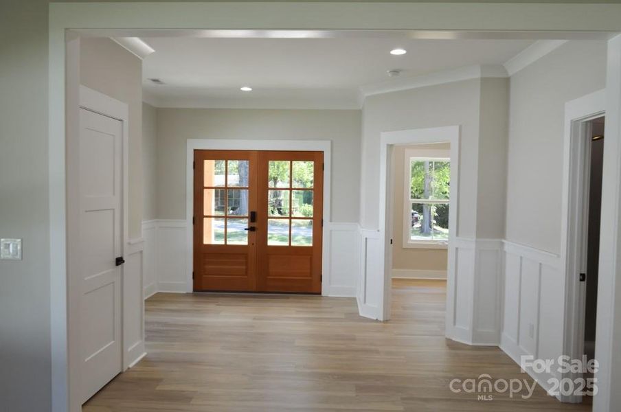 Spacious, unfurnished interior of a new home in , Davidson (Image 31).