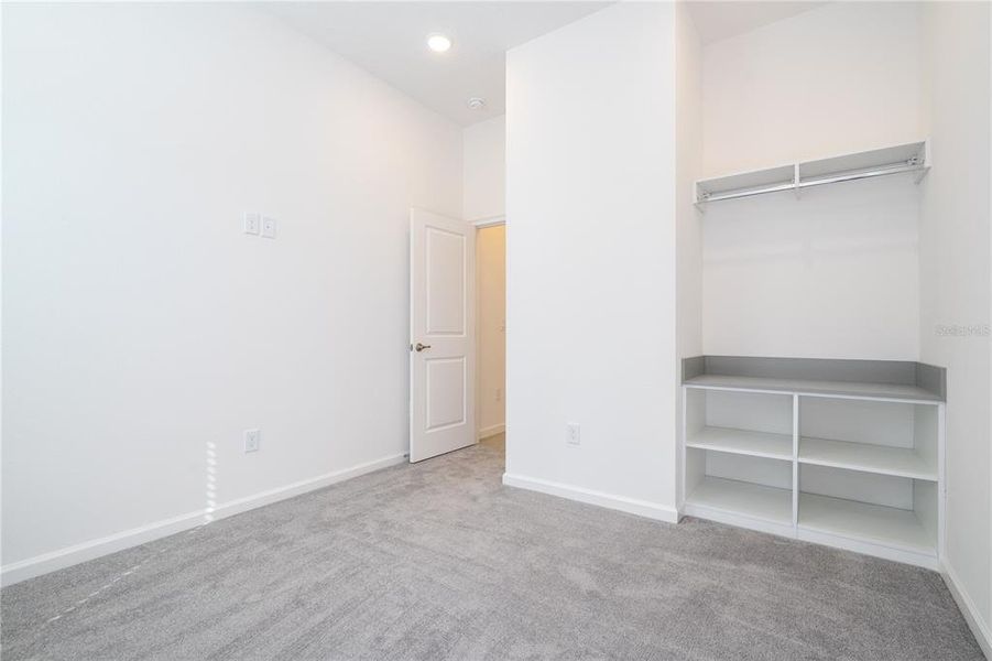 Spacious, unfurnished interior of a new home in Paradiso Grande, Orlando (Image 50).