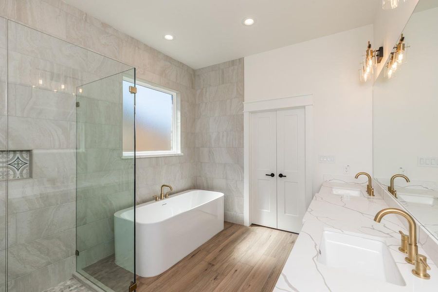 Furnished interior view inside a new home in , Lumberton (Image 5).