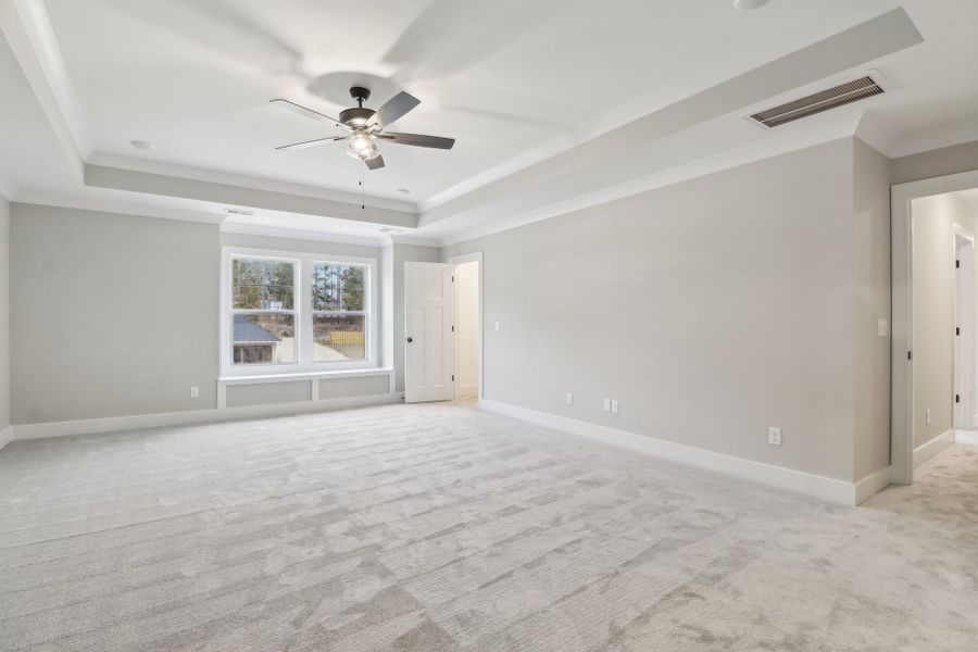 Representative unfurnished interior of a home built from the Ashbourne II by Great Southern Homes in Collins Cove, Chapin (Image 53).