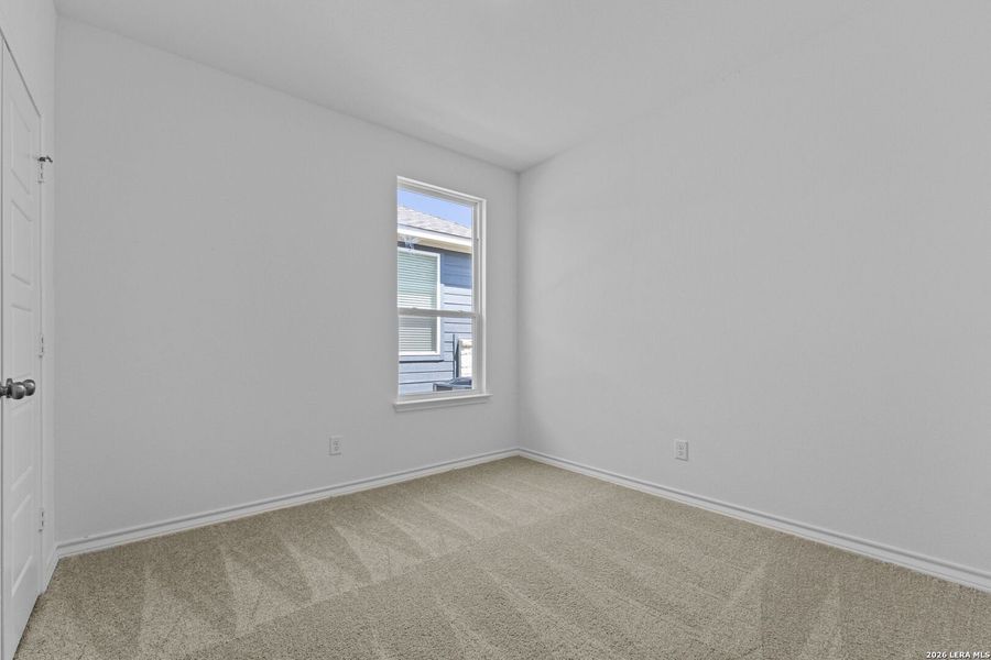 Spacious, unfurnished interior of a new home in Corley Farms, Boerne (Image 31).