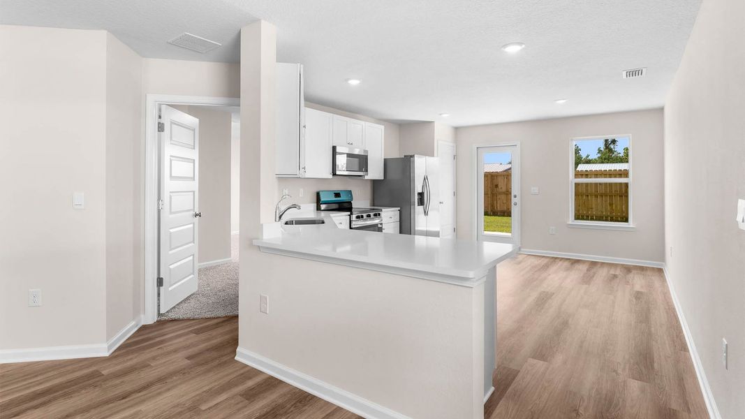 Furnished interior view inside a new home in Park Place, Panama City (Image 6).