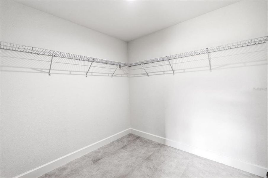 Spacious, unfurnished interior of a new home in , Port Charlotte (Image 29).