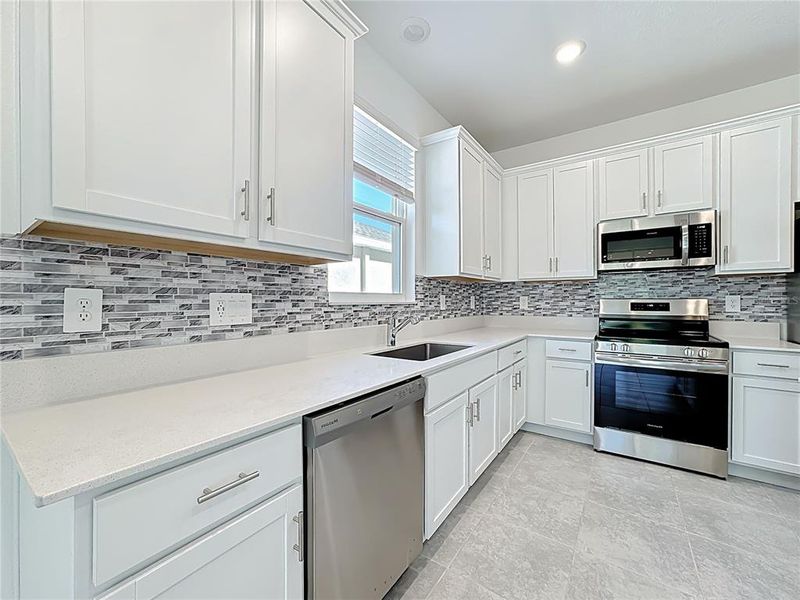 Furnished interior view inside a new home in , Kissimmee (Image 8).