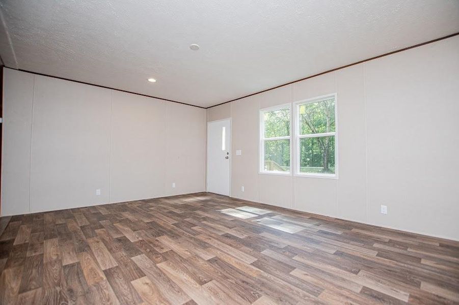 Spacious, unfurnished interior of a new home in , Carrollton (Image 27).