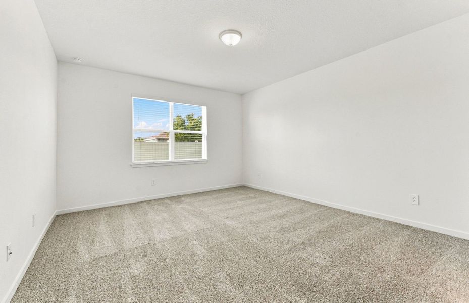 Spacious, unfurnished interior of a new home in Evergreen, Thonotosassa (Image 19).