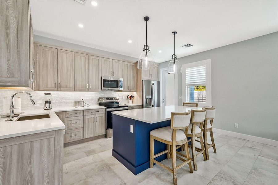 05-425 Hugh Street-5 05-425 Hugh Street-5