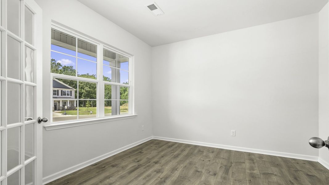 Spacious, unfurnished interior of a new home in Cambridge Park, Mebane (Image 9). Spacious, unfurnished interior of a new home in Cambridge Park, Mebane (Image 9).