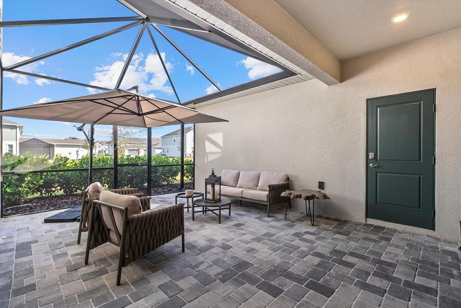 Exterior details and patio area of a home in , Sarasota (Image 3).