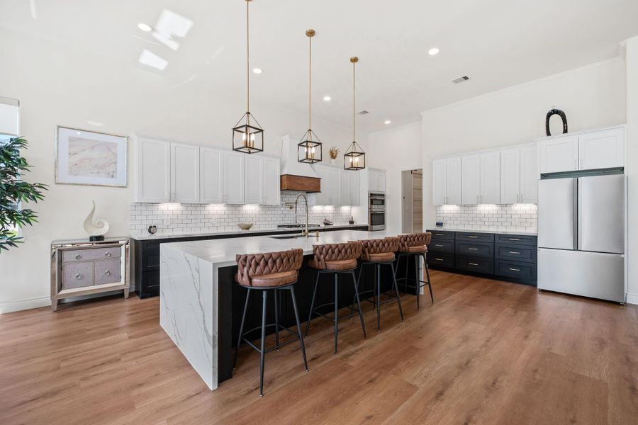 Gorgeous kitchen island.