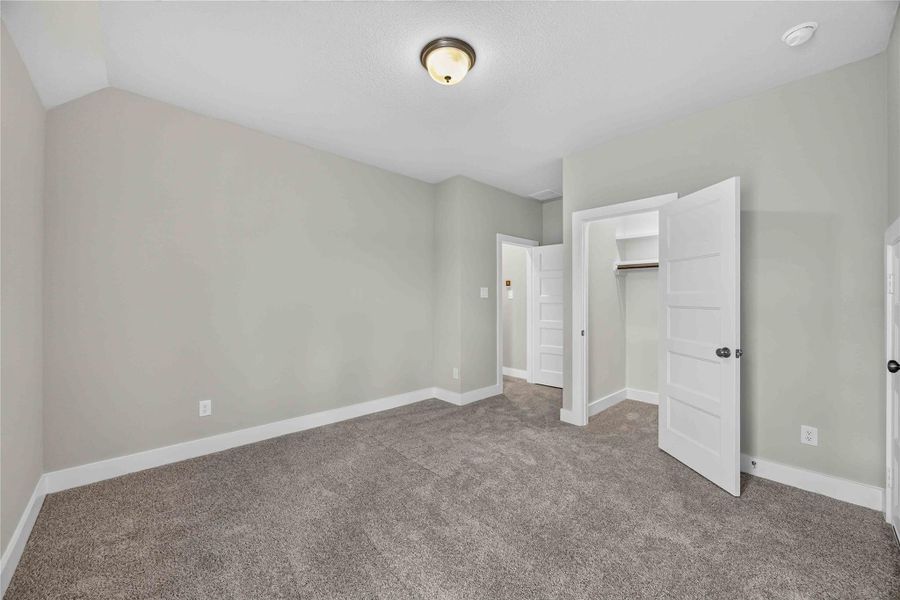 Spacious, unfurnished interior of a new home in Jordan Ranch, Katy (Image 19). Spacious, unfurnished interior of a new home in Jordan Ranch, Katy (Image 19).