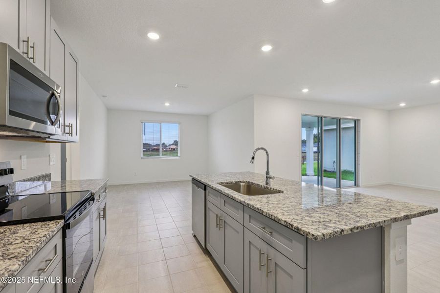 Furnished interior view inside a new home in Azalea Creek, Jacksonville (Image 13).
