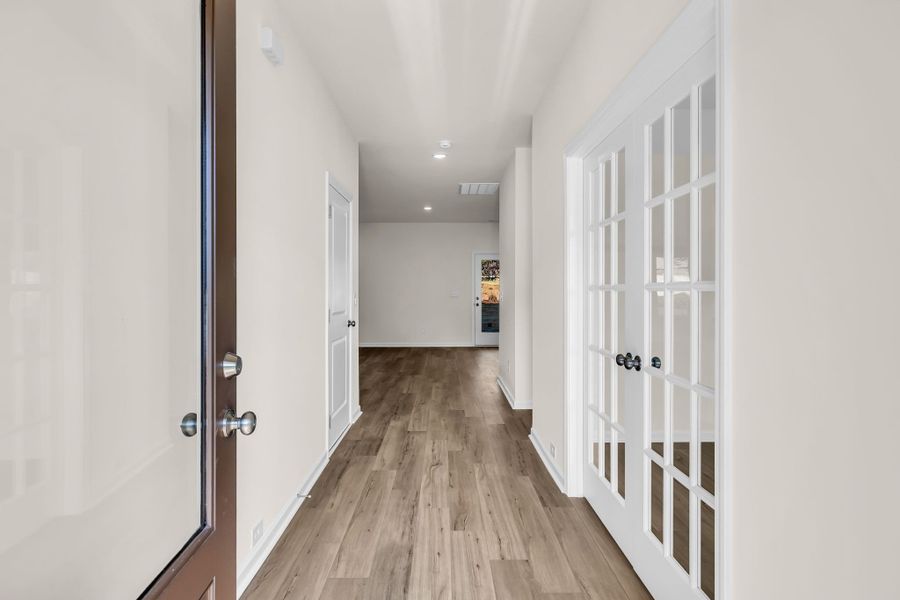 Entry foyer with your office located to the right. Entry foyer with your office located to the right.