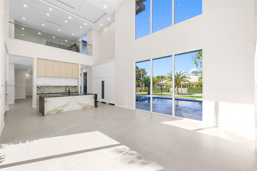 Spacious, unfurnished interior of a new home in , Palmetto Bay (Image 21).