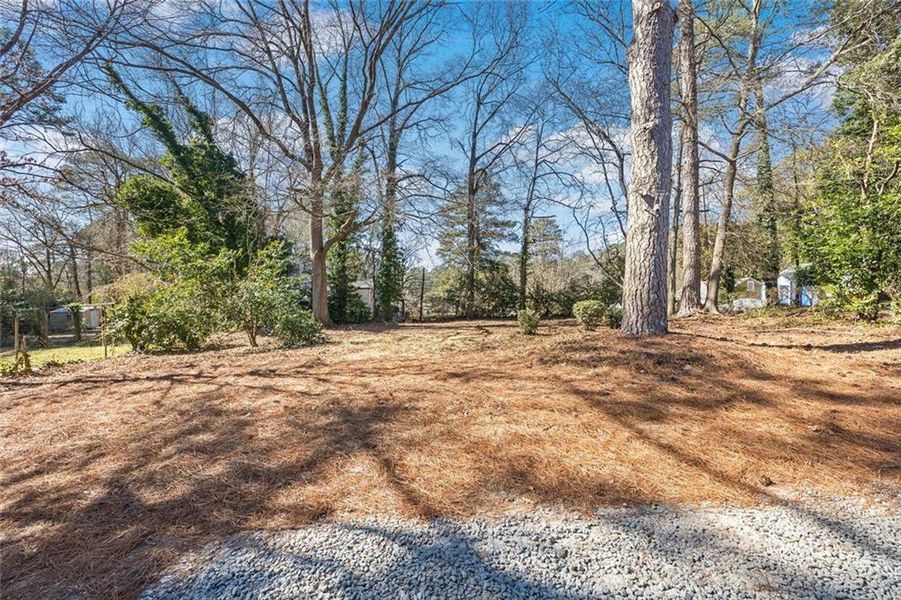 Image 27 of a home in . Image 27 of a home in .