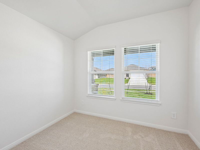 Spacious, unfurnished interior of a new home in Creekfall, Burnet (Image 11).