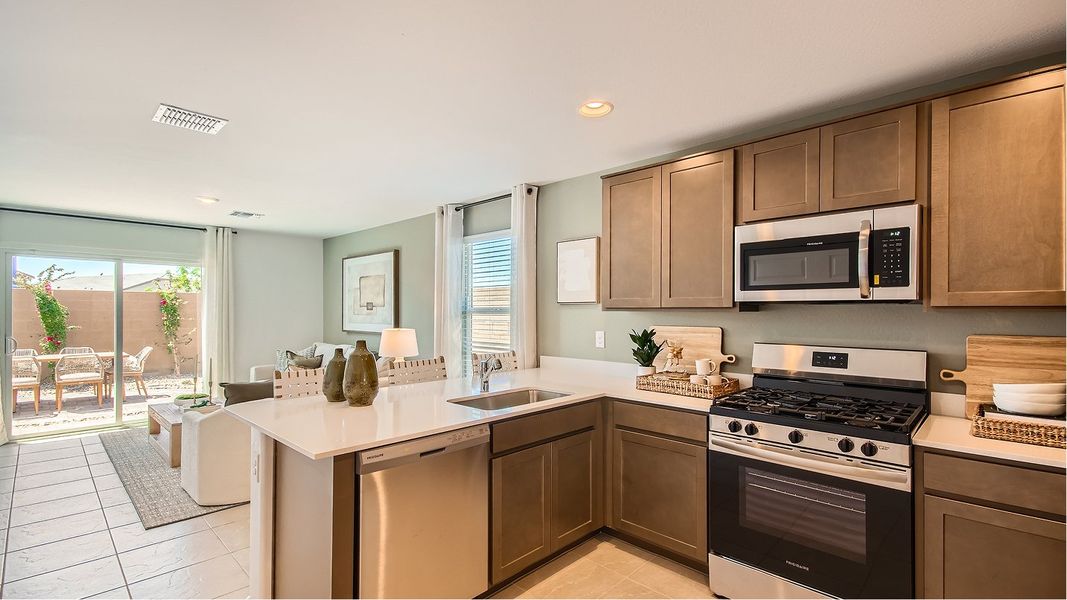 2569 Lilac Kitchen 1of3 F1 2569 Lilac Kitchen 1of3 F1